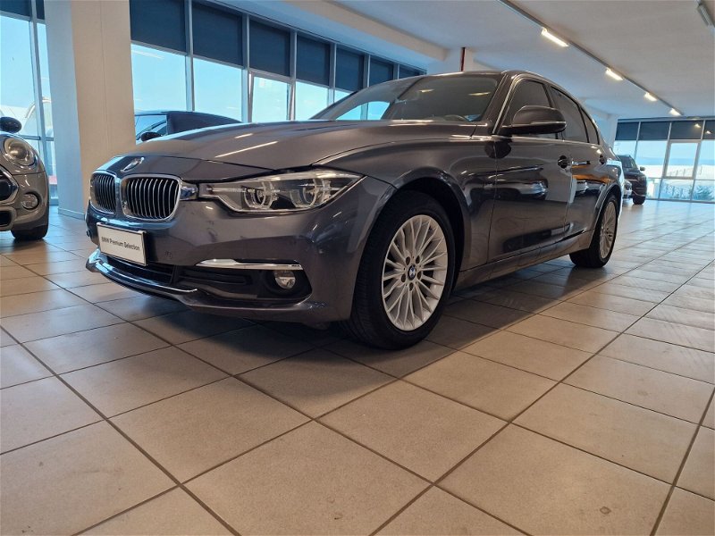 BMW Serie 3 316d Luxury  del 2018 usata a Messina