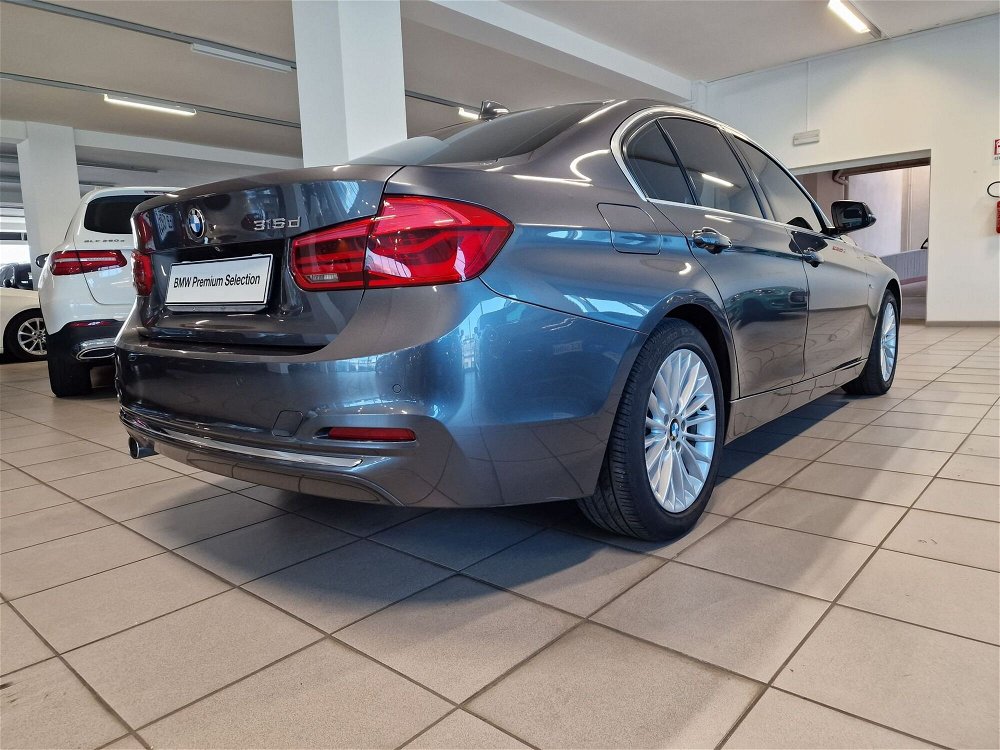 BMW Serie 3 316d Luxury  del 2018 usata a Messina (3)