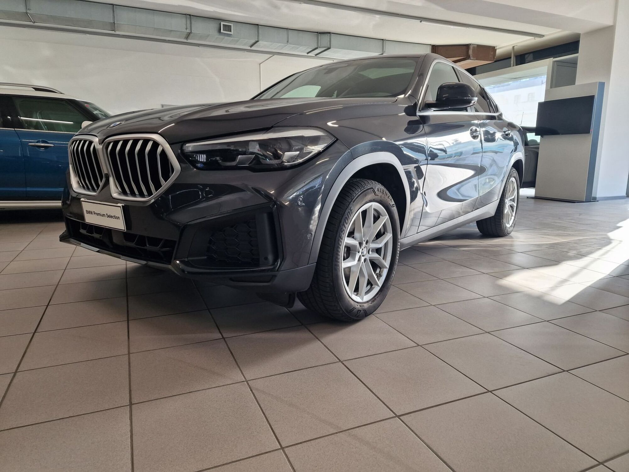 BMW X6 xDrive30d 48V Business del 2022 usata a Messina