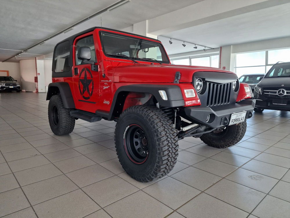 Jeep Wrangler 4.0 cat Sport  del 1999 usata a Messina (2)