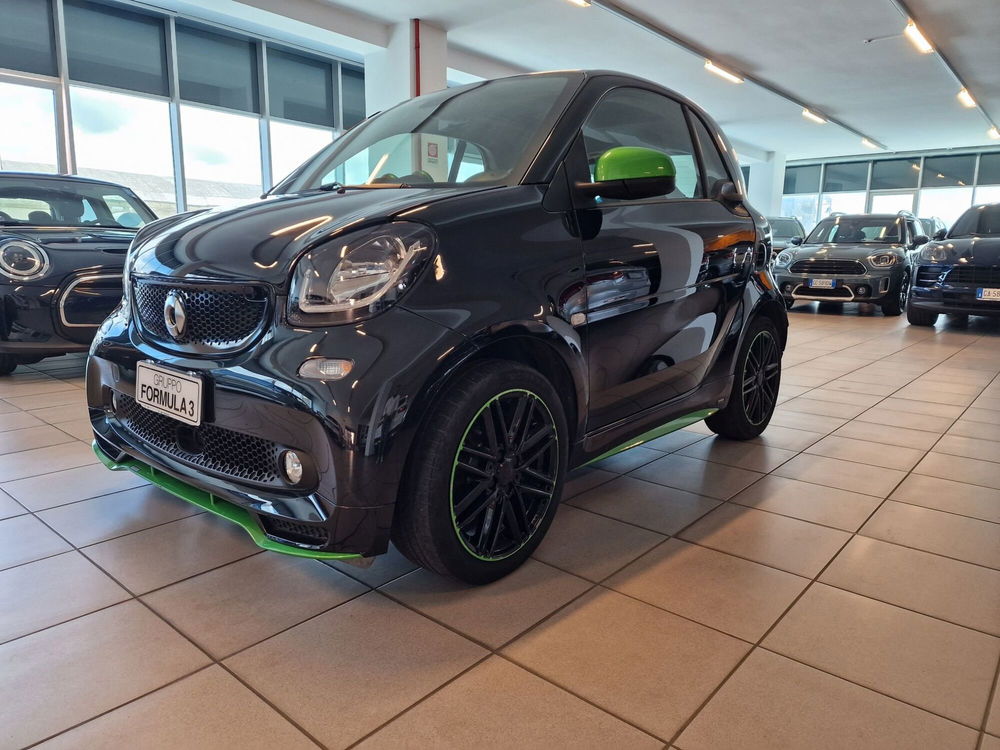 smart fortwo electric drive Greenflash Edition del 2017 usata a Messina