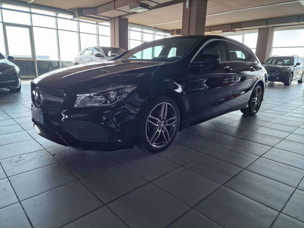 Mercedes-Benz CLA Shooting Brake 200 d Automatic Shooting Brake Premium del 2017 usata a Messina