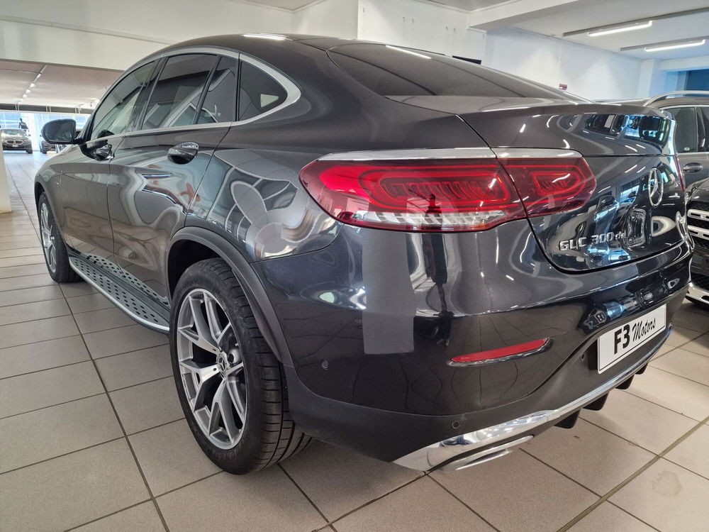 Mercedes-Benz GLC Coupé 300 de 4Matic EQ-Power Coupé Premium del 2020 usata a Messina (4)