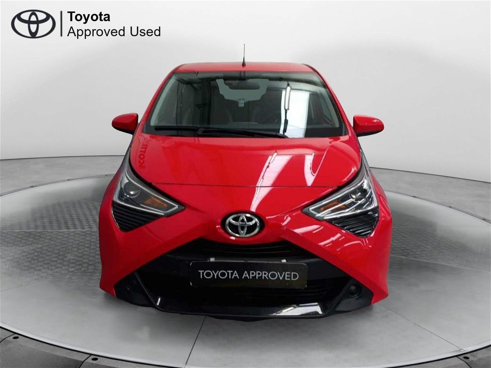Toyota Aygo Connect 1.0 VVT-i 72 CV 5 porte x-play del 2020 usata a Pisa (4)