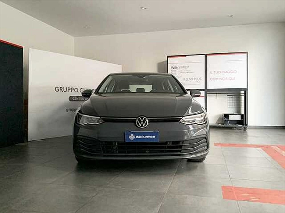 Volkswagen Golf Variant 1.0 eTSI EVO DSG Life del 2021 usata a Rende (2)