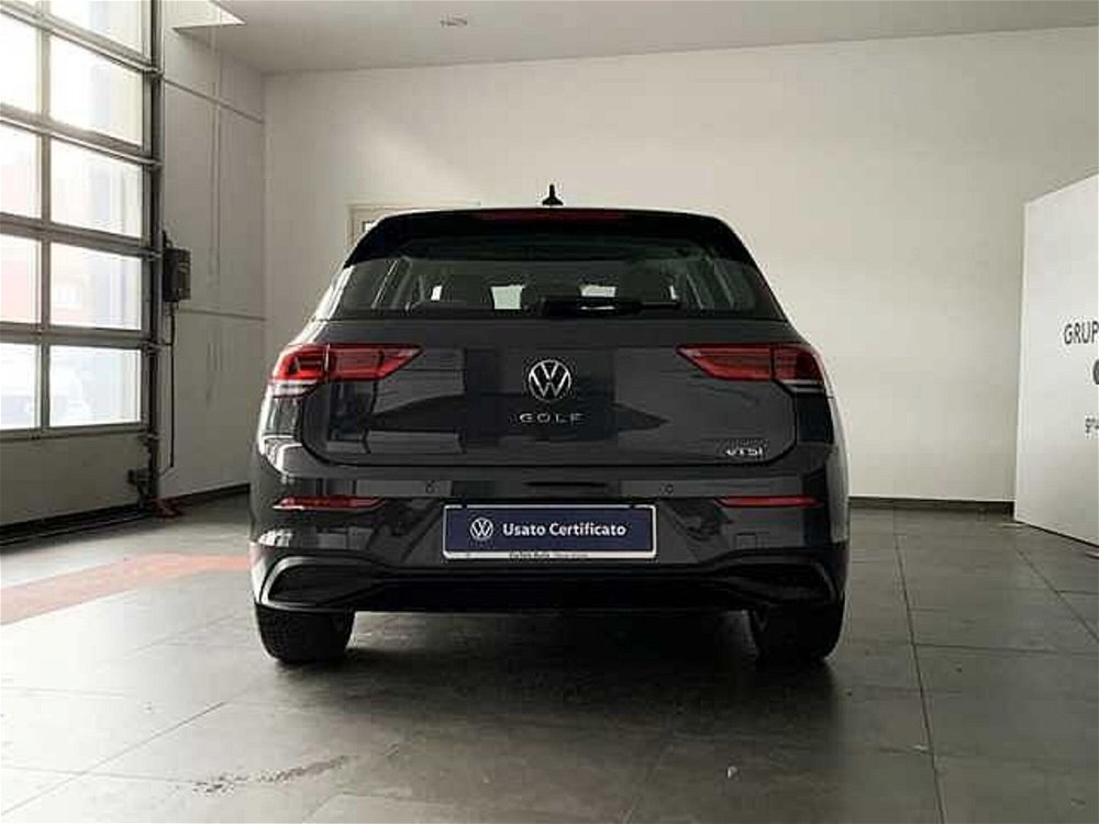 Volkswagen Golf Variant 1.0 eTSI EVO DSG Life del 2021 usata a Rende (5)