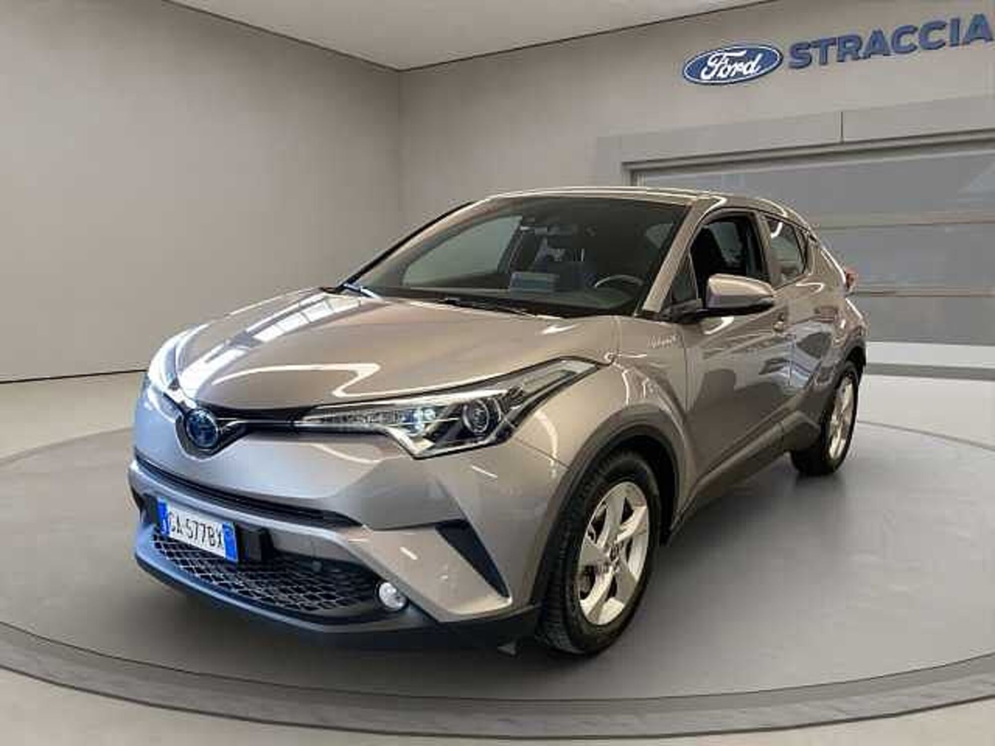 Toyota Toyota C-HR 1.8 Hybrid E-CVT Active  del 2020 usata a Bologna