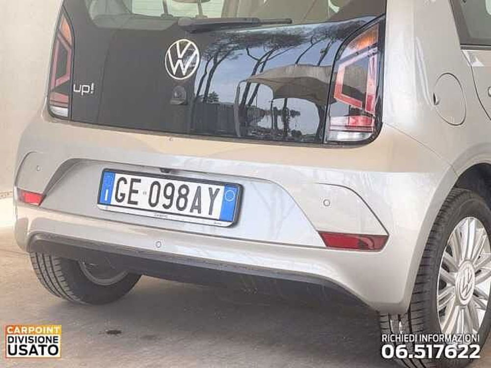 Volkswagen up! usata a Roma (16)