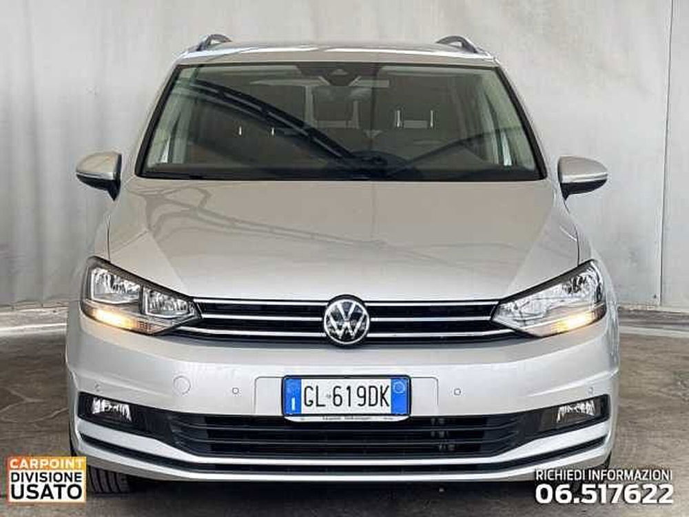 Volkswagen Touran 2.0 tdi Business dsg del 2022 usata a Roma (2)