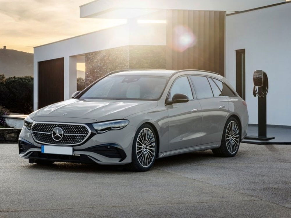 Mercedes-Benz Classe E Station Wagon nuova a Genova (6)