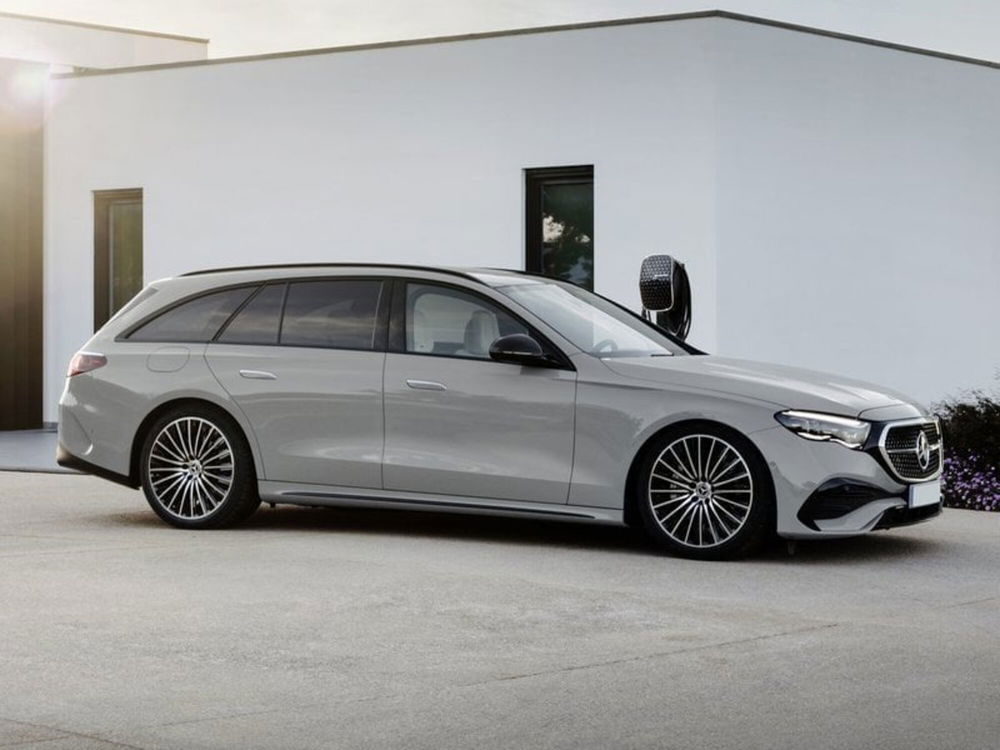 Mercedes-Benz Classe E Station Wagon nuova a Genova (3)