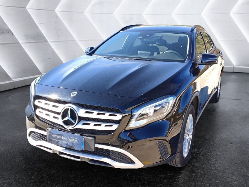 Mercedes-Benz GLA SUV 180 Business  del 2020 usata