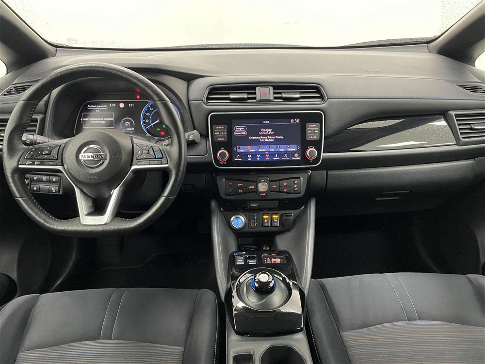 Nissan Leaf N-Connecta 62 kWh del 2021 usata a Lurate Caccivio (4)