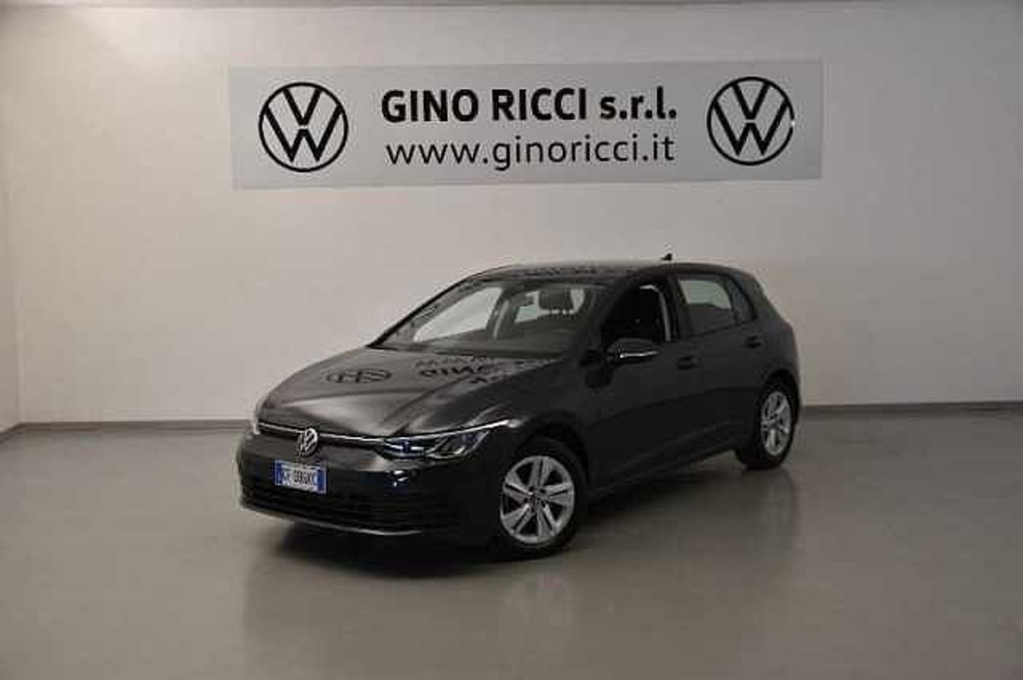 Volkswagen Golf 1.0 TSI EVO Life del 2021 usata a Cesena