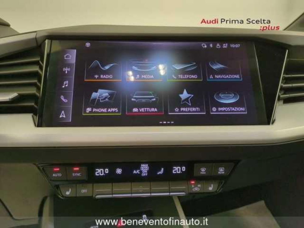 Audi Q4 Sportback usata a Avellino (19)