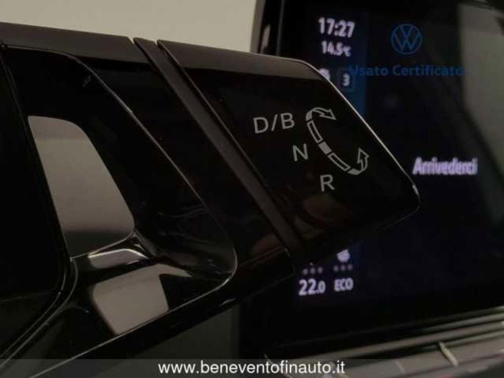 Volkswagen ID.3 nuova a Avellino (18)