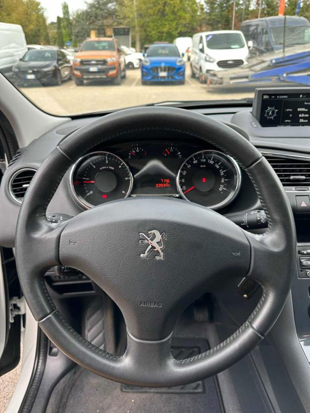 Peugeot 3008 usata a Pesaro-Urbino (12)