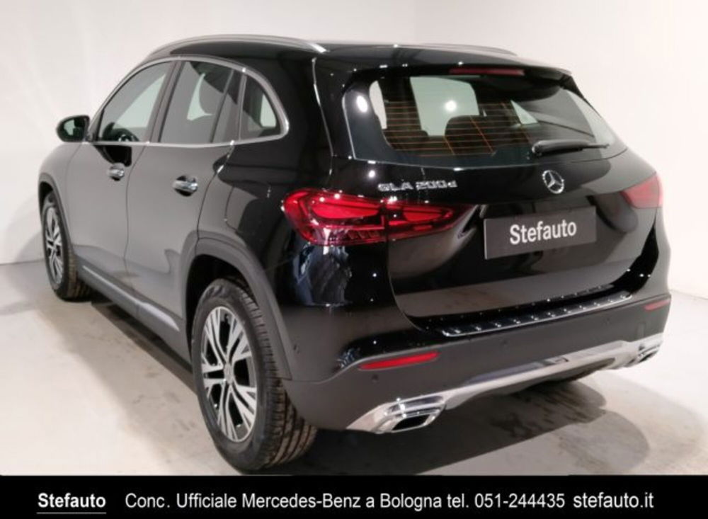 Mercedes-Benz GLA SUV 200 d Automatic Progressive Advanced Plus nuova a Castel Maggiore (5)