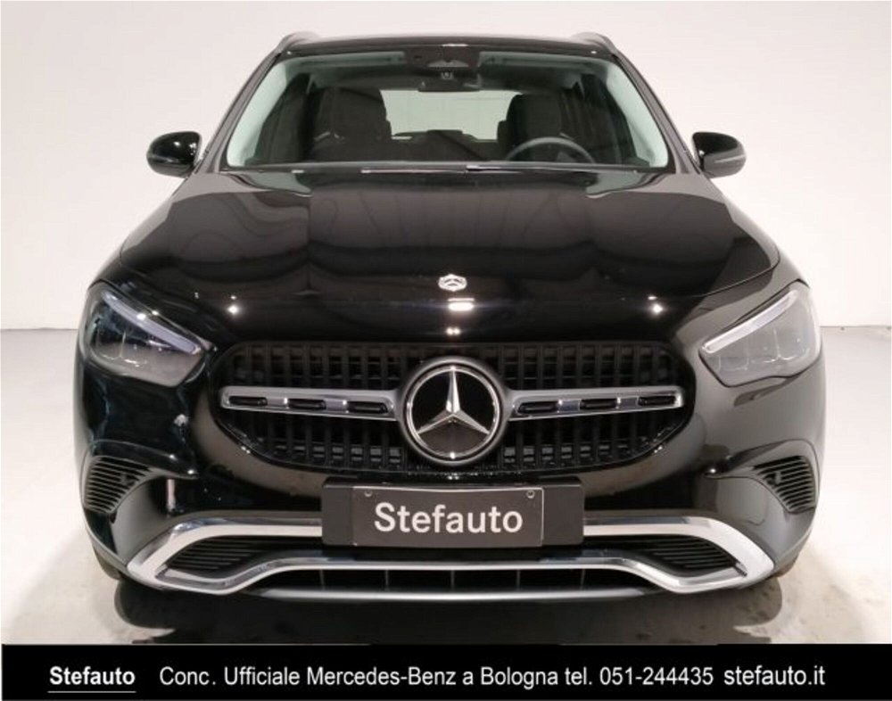 Mercedes-Benz GLA SUV 200 d Automatic Progressive Advanced Plus nuova a Castel Maggiore (4)