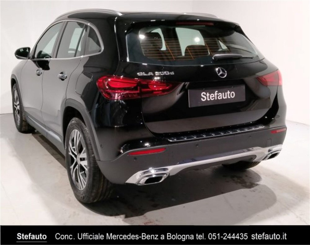 Mercedes-Benz GLA SUV 200 d Automatic Progressive Advanced Plus nuova a Castel Maggiore (5)