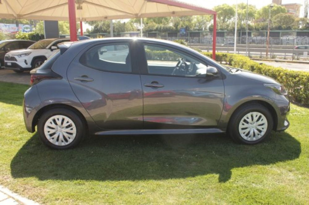 Toyota Yaris nuova a Roma (14)