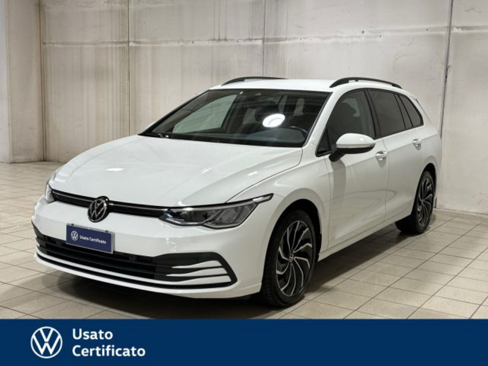 Volkswagen Golf Variant 2.0 tdi Life 115cv del 2021 usata a Arzignano