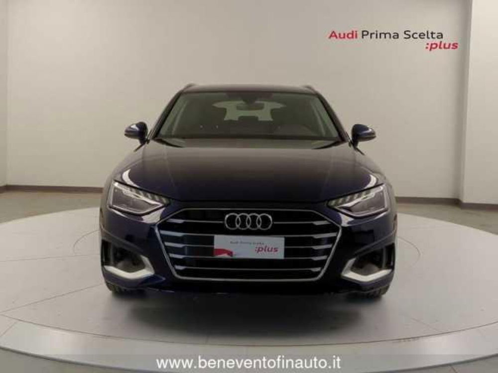 Audi A4 Avant 35 TDI/163 CV S tronic Business  del 2023 usata a Pratola Serra (2)