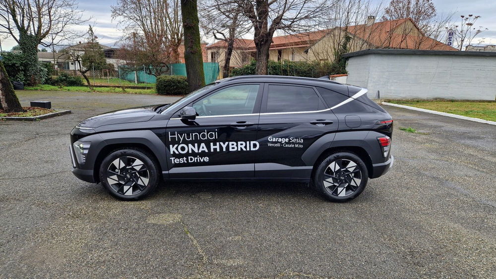 Hyundai Kona HEV 1.6 DCT XLine del 2023 usata a Casale Monferrato (2)