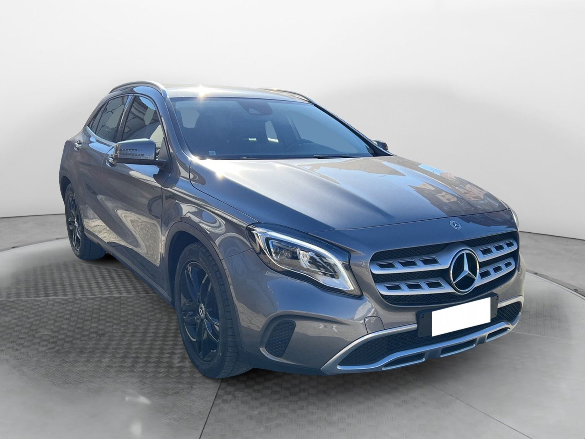 Mercedes-Benz GLA SUV 180 Sport  del 2019 usata a Ponsacco