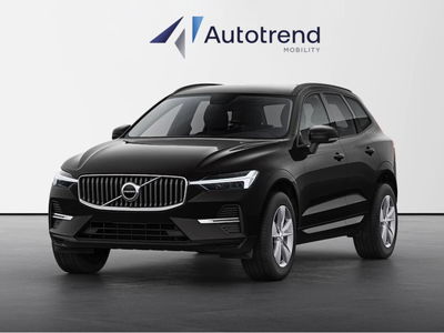 Volvo XC60 B4 automatico Core  nuova a Bari