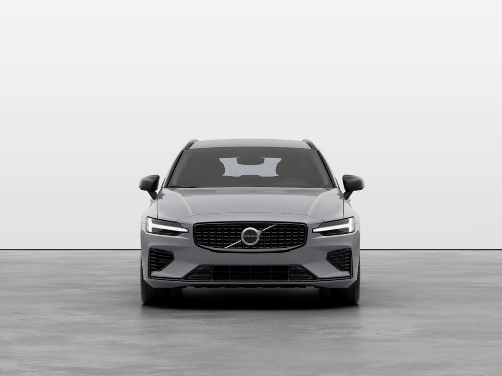 Volvo V60 T6 Recharge AWD Plug-in Hybrid aut. Plus Dark nuova a Bari (3)