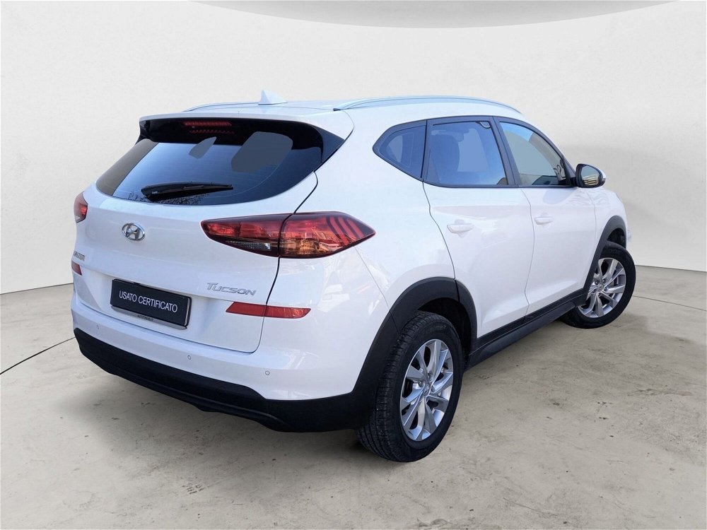 Hyundai Tucson 1.6 CRDi XTech del 2019 usata a Bari (3)