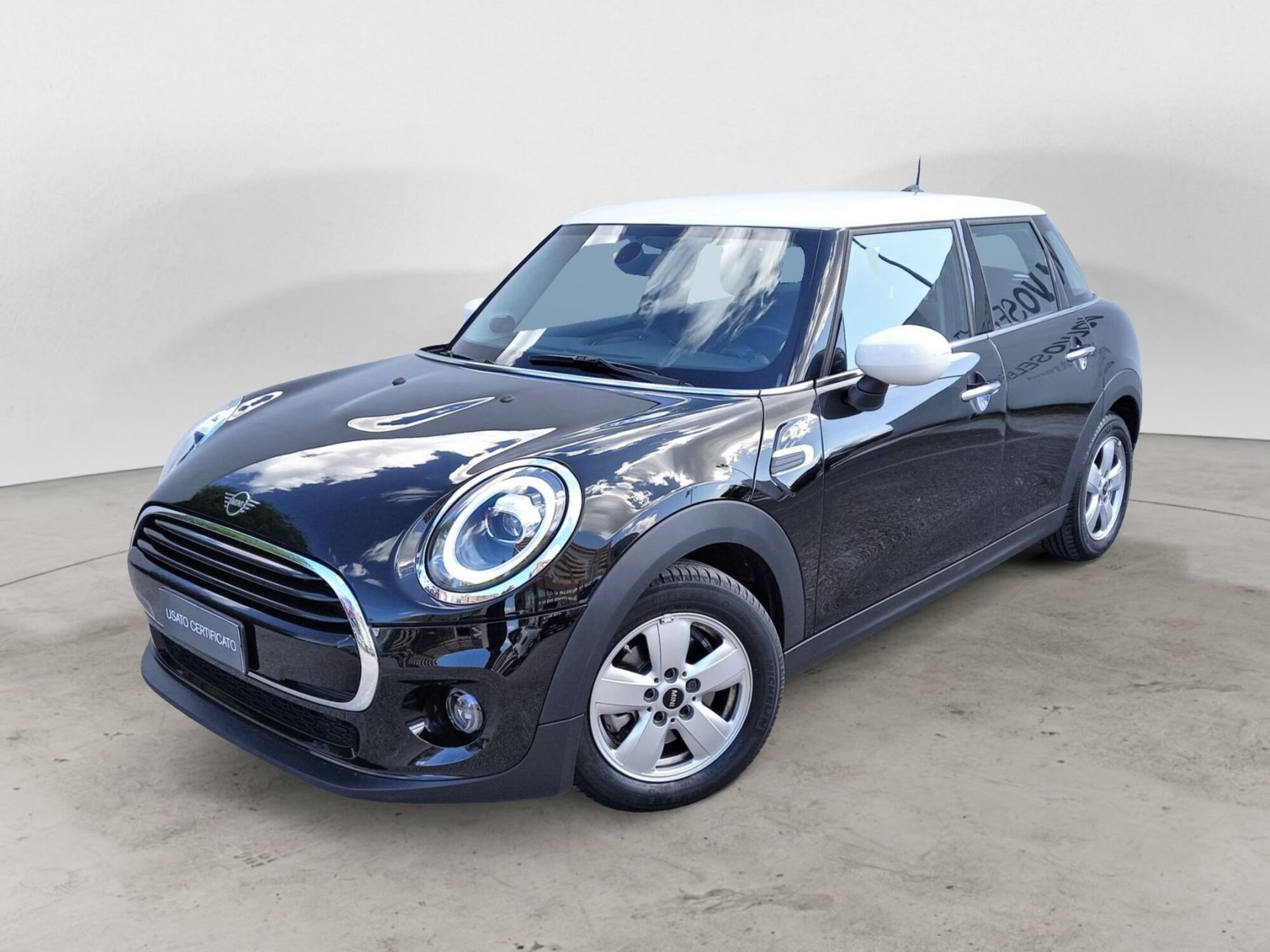 MINI Mini 1.5 Cooper Business XL 5 porte  del 2020 usata a Bari