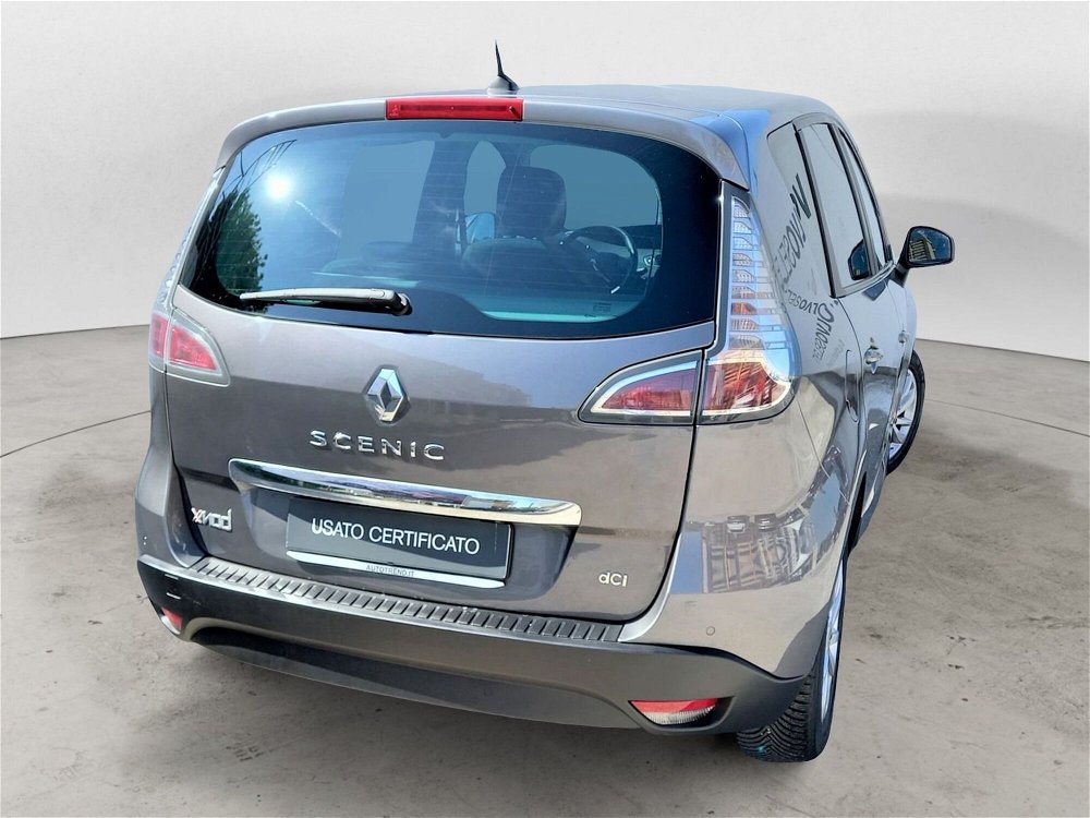 Renault Scénic XMod dCi 110 CV EDC Limited del 2016 usata a Bari (3)