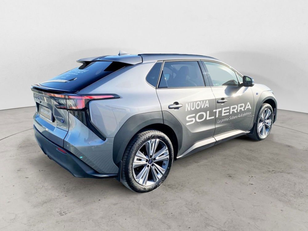 Subaru Solterra 71,4 kWh 4E-xperience del 2022 usata a Bari (3)