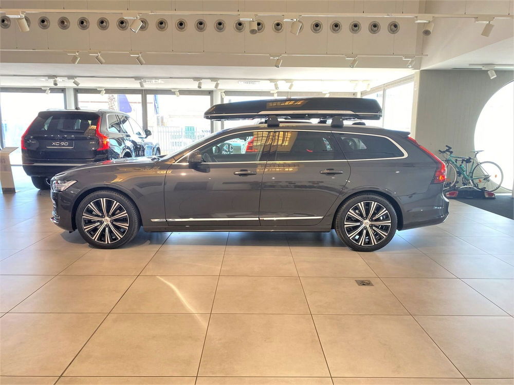 Volvo V90 B4 automatico Plus Bright  nuova a Bari (5)