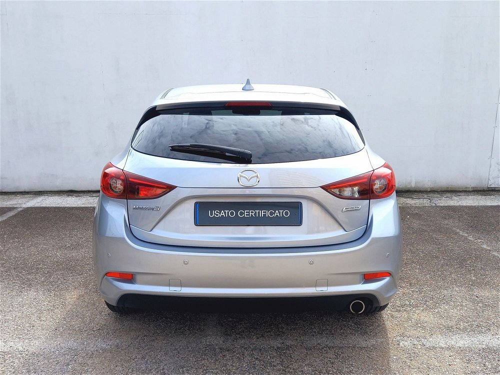 Mazda Mazda3 1.5 Skyactiv-D Evolve  del 2018 usata a Bari (4)