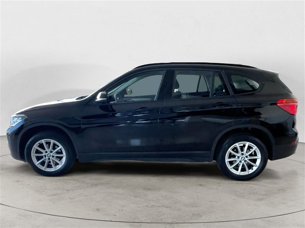 BMW X1 sDrive16d Business Advantage del 2019 usata a Bari (3)