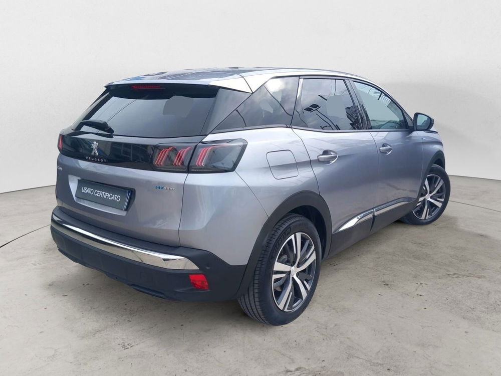 Peugeot 3008 Hybrid 225 e-EAT8 Allure  del 2022 usata a Bari (2)