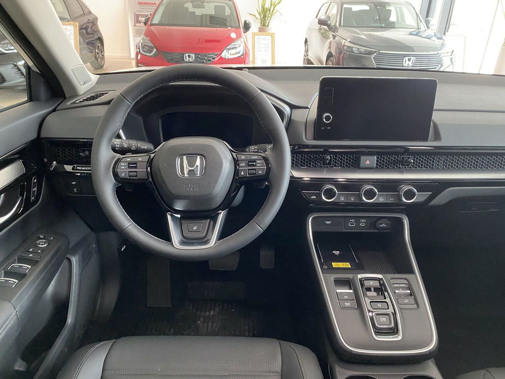 Honda CR-V nuova a Bari (9)