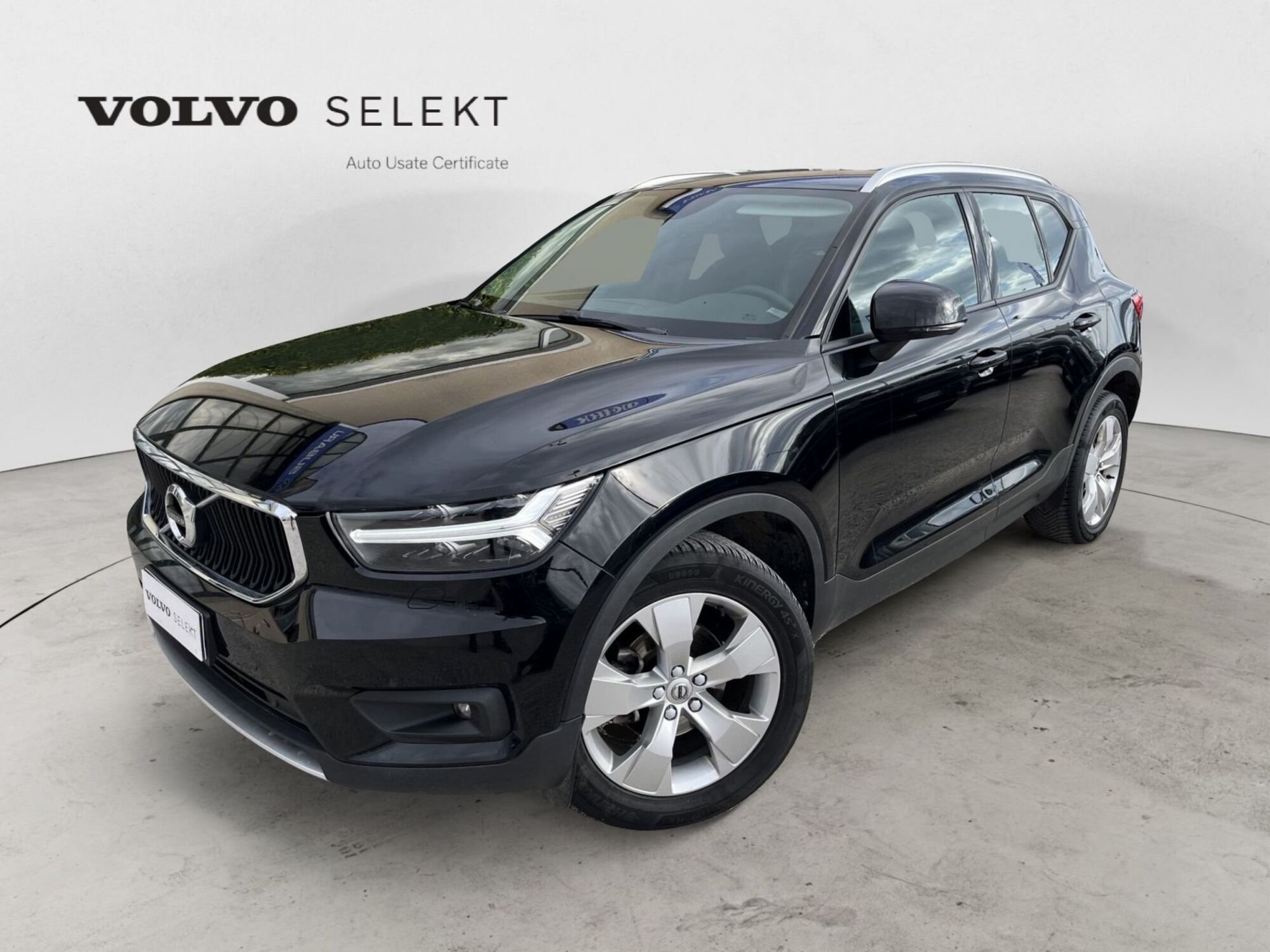 Volvo XC40 D3 Business Plus del 2020 usata a Bari