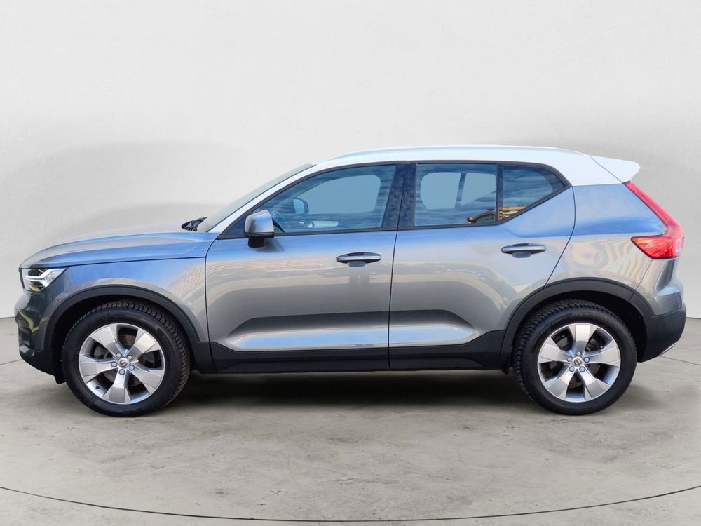 Volvo XC40 usata a Bari (5)