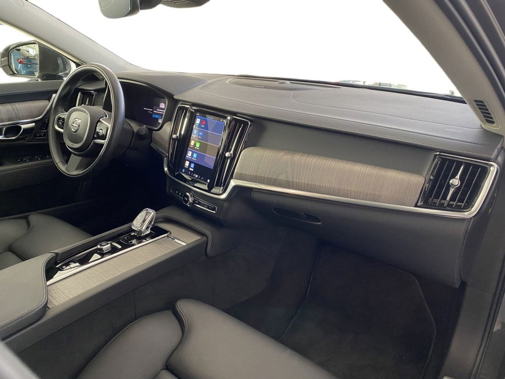 Volvo S90 usata a Bari (9)