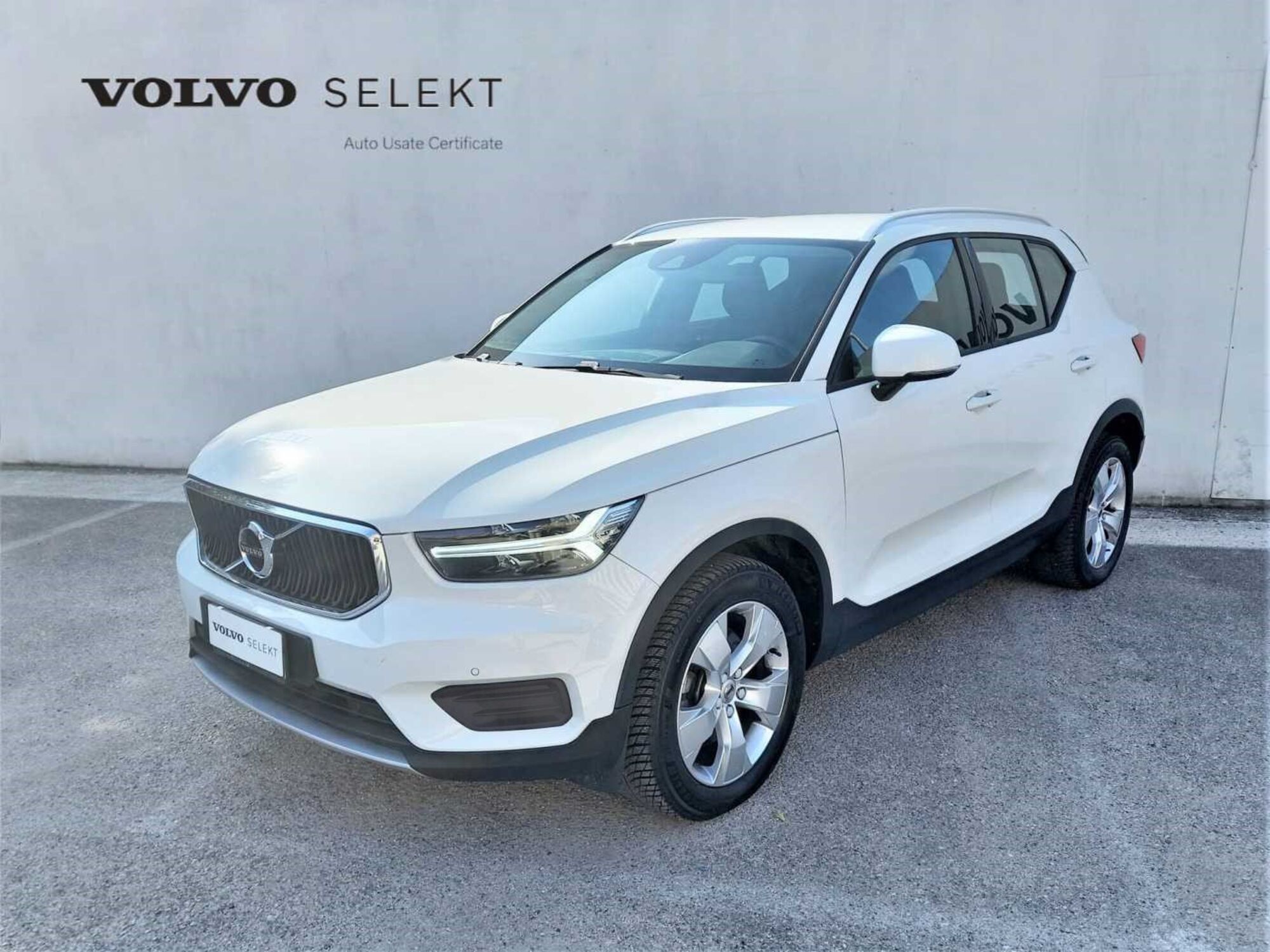 Volvo XC40 D3 AWD Business Plus del 2019 usata a Bari