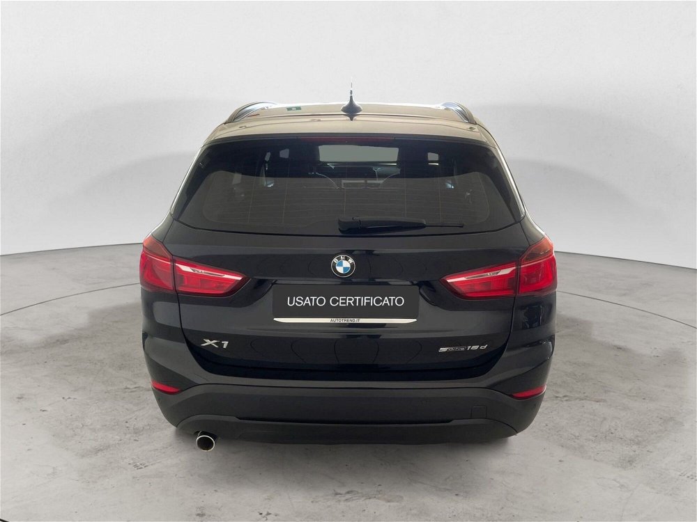 BMW X1 sDrive16d Advantage  del 2019 usata a Bari (4)