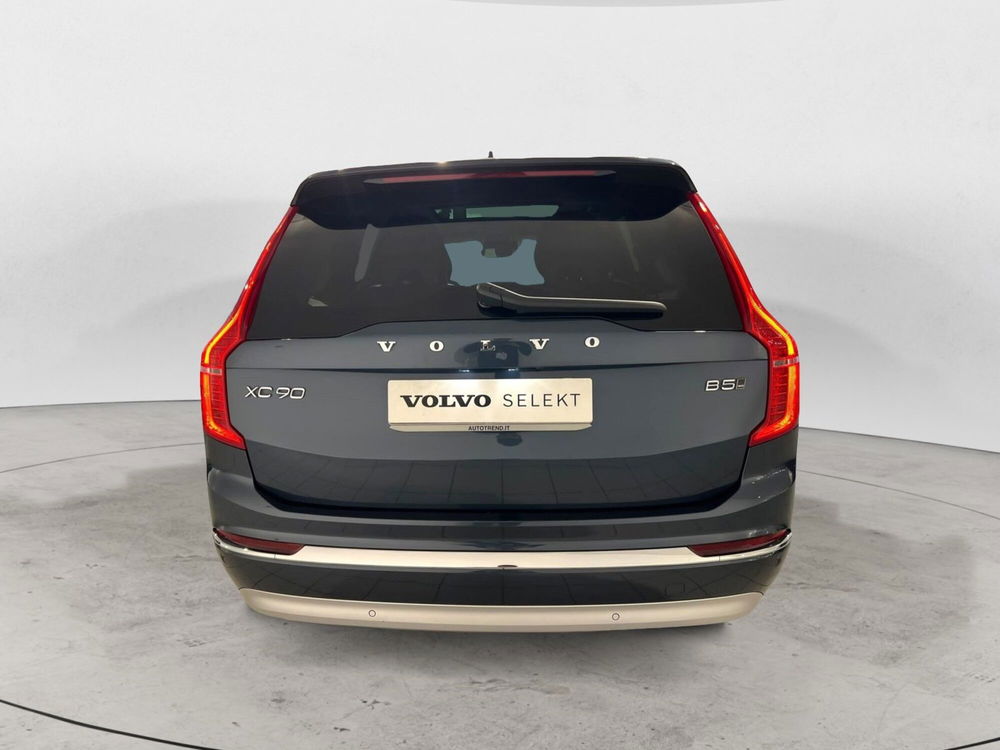 Volvo XC90 usata a Bari (4)