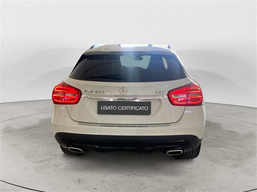 Mercedes-Benz GLA SUV 200 CDI Sport del 2014 usata a Bari (4)
