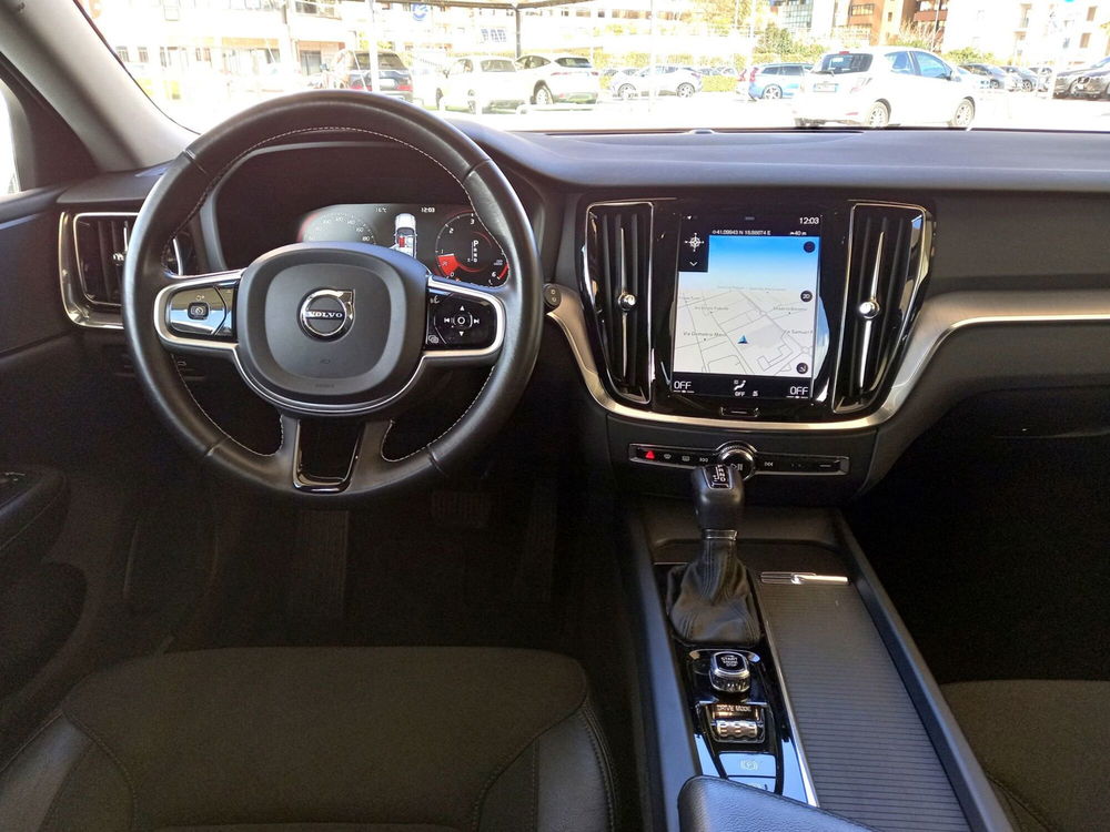 Volvo V60 usata a Bari (7)