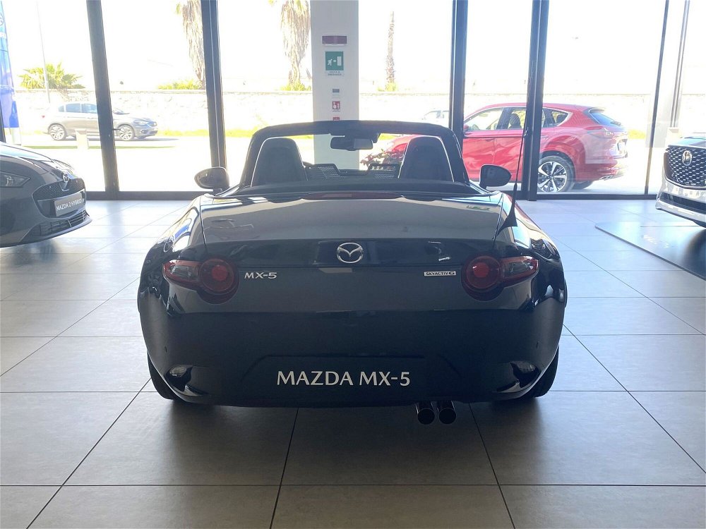 Mazda MX-5 1.5L Skyactiv-G Exclusive-Line nuova a Bari (4)