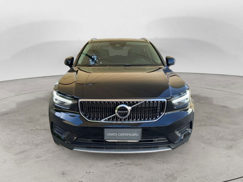 Volvo XC40 usata a Bari (3)